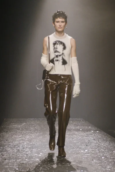 Look 20